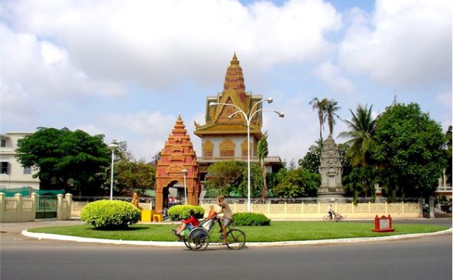10 điểm đến hấp dẫn không thể bỏ qua khi du lịch Phnom Penh