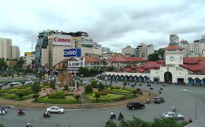 Bùng binh Quách Thị Trang