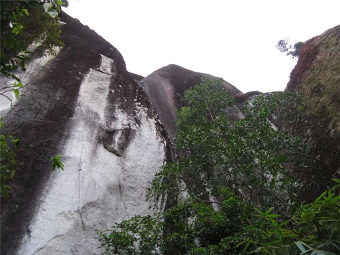 hang Sơn Đoòng, cực Đông, mũi Đôi, núi Đá Bia, núi Lu Bu, Lâm Đồng, Phú Yên, Khánh Hòa, Quảng Bình