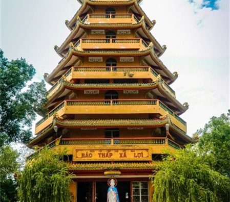 5 chùa nổi tiếng ở Sài Gòn bạn nên đến đầu năm