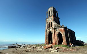 Chiêm ngưỡng vẻ đẹp Hoang Sơ trường tồn trước thời gian của Nhà Thờ Đổ Nam Định