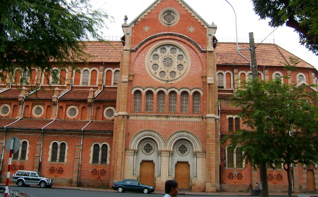 Nhà thờ Đức Bà Sài Gòn