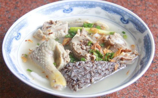 Bánh canh bột Cai Lậy ngon lạ xứ Tiền Giang