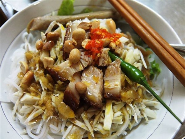 Ẩm thực chợ Cồn