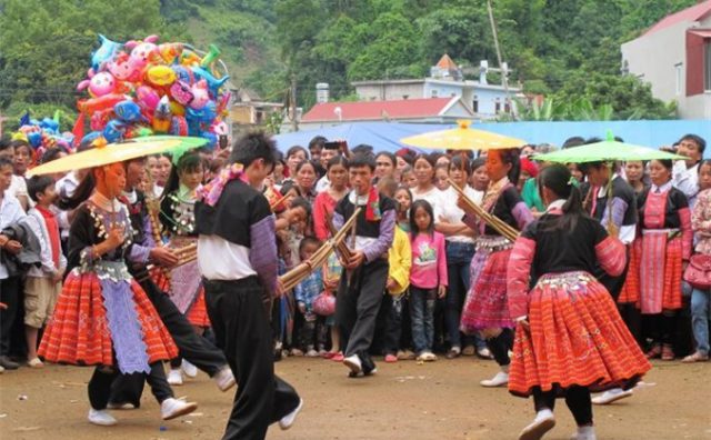 Du lịch 2/9: Lên Mộc Châu đi chợ tình, đón Tết Độc lập