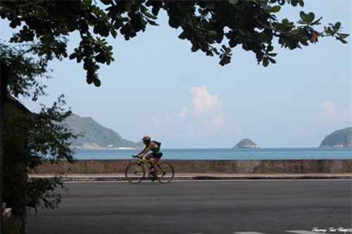 du lịch Côn Đảo, mẹo du lịch, cảng Bến Đầm, Bãi Đầm Trầu, rừng Ông Đụng, mũi Cá Mập, hòn Bảy Cạnh