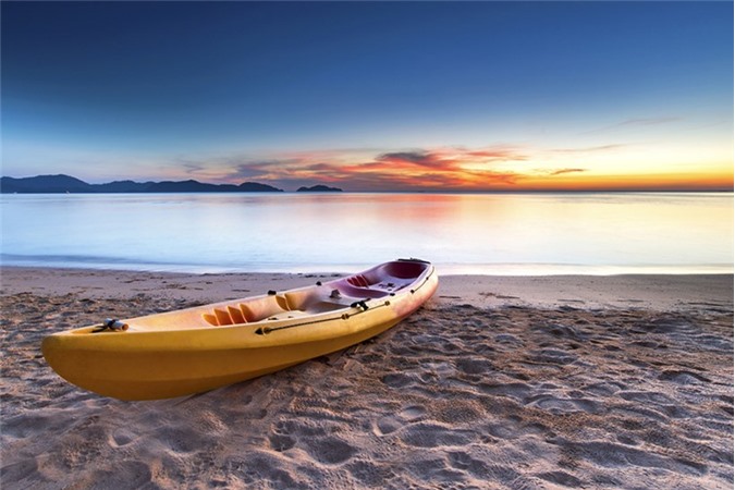 Chiếc thuyền trên đảo Bangka, Sumatra.