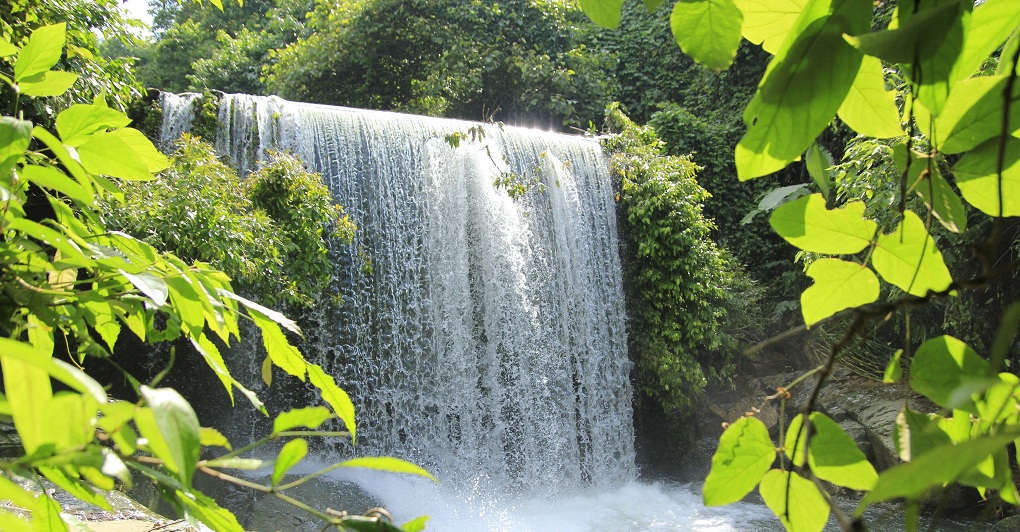 Thác Khoang Xanh Suối Tiên