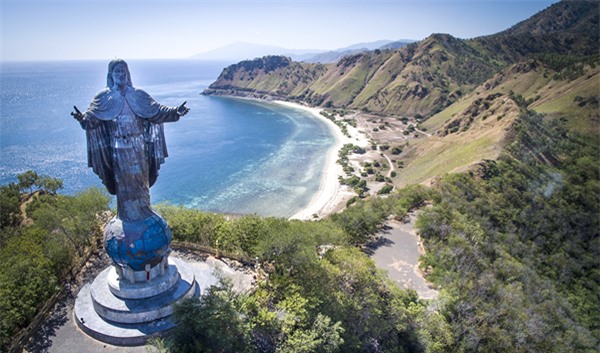 du lịch Đông Timor, thủ đô Dili, leo núi Matebian, du lịch Đông Nam Á