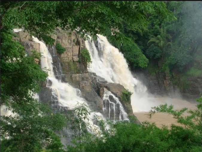 Cửu thác Tú Sơn Kim Bôi