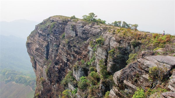 Đỉnh núi Pha Luông