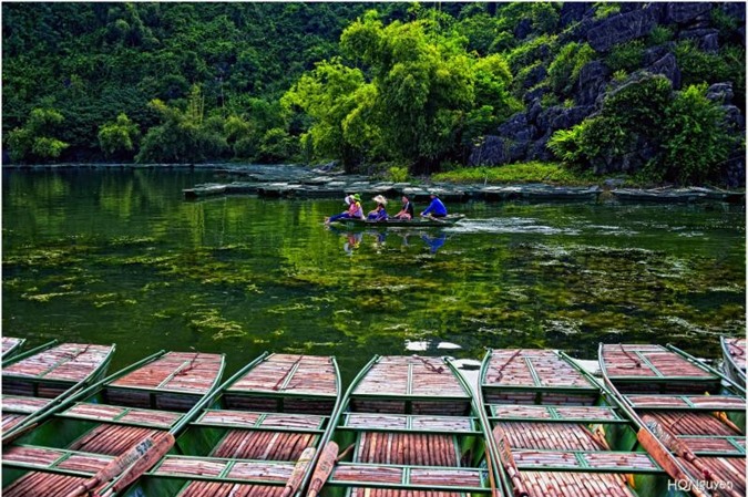 Non nước Tràng An