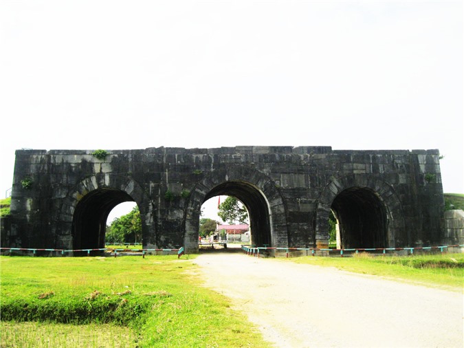 Thành nhà Hồ