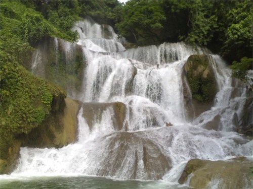 Thác Mơ Tuyên Quang