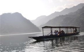 Kinh nghiệm du ngoạn trên hồ Ba Bể