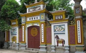 Những ngôi đền, chùa độc đáo nổi tiếng bên bờ sông Hồng