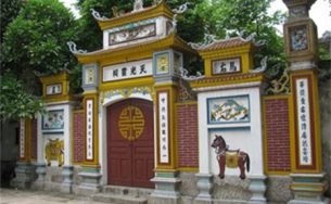 Những ngôi đền, chùa độc đáo nổi tiếng bên bờ sông Hồng