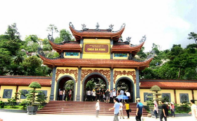 Thăm chùa Ba Vàng – điểm đến tâm linh đất Quảng Ninh