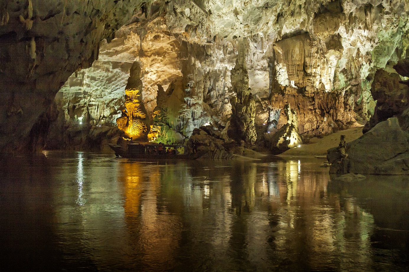 Động Phong Nha