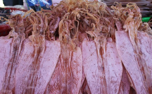 Cách chọn mực khô ngon