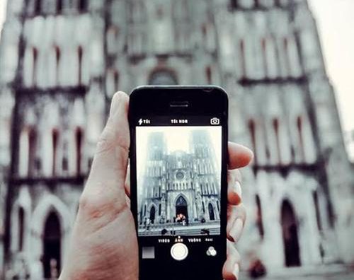 Hà Nội đẹp thân thương qua “lăng kính” điện thoại