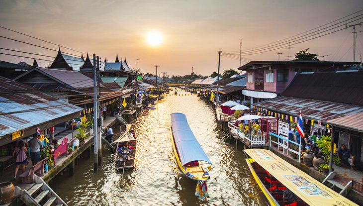 Chợ nổi Amphawa