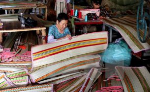 Làng nghề dệt chiếu Lác Long Định Long An