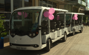 Ninh Thuận đưa xe điện vào phục vụ du khách