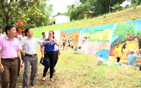 Khánh thành con đường bích họa ở vùng sâm Ngọc Linh