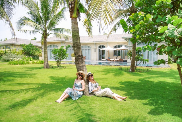 Rủ nhau đi trốn ở những villa view biển vạn người mê tại miền Trung - 1 Rủ nhau đi trốn ở những villa view biển vạn người mê tại miền Trung - 1