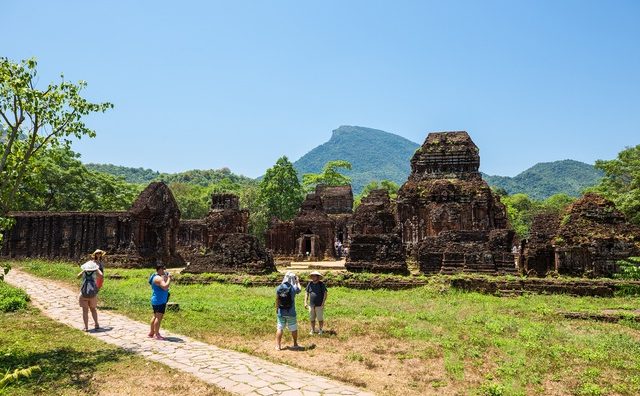 9 tháng, doanh thu du lịch đạt hơn 4.400 tỷ đồng