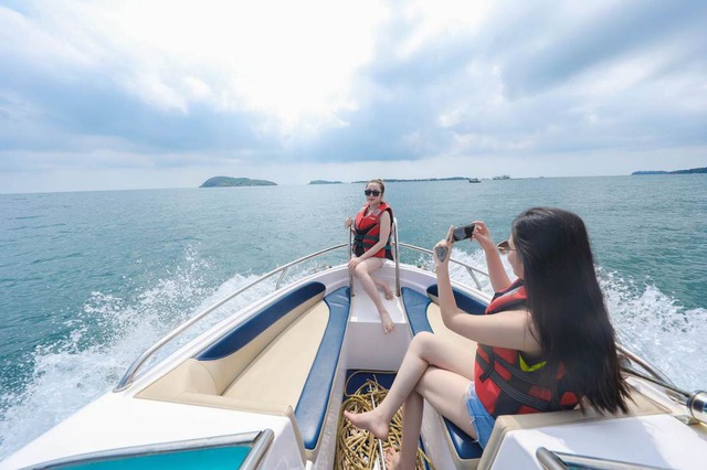 Đến Hòn Thơm tận hưởng ngày hè sôi động chỉ với 150.000 đồng - 7 Đến Hòn Thơm tận hưởng ngày hè sôi động chỉ với 150.000 đồng - 7