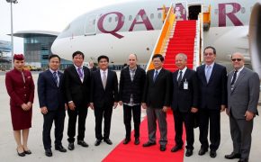 Qatar Airways lần đầu tiên hạ cánh tại Đà Nẵng, Việt Nam