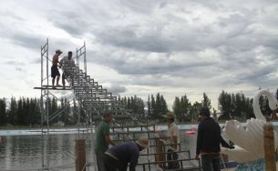 Tháo dỡ “nấc thang thiên đường” ở Bình Định