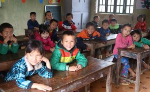 Trải nghiệm hành trình du lịch kết hợp từ thiện “Áo ấm cho em”