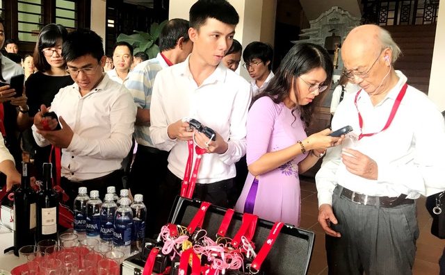 Trang bị máy thuyết minh tự động cho du khách