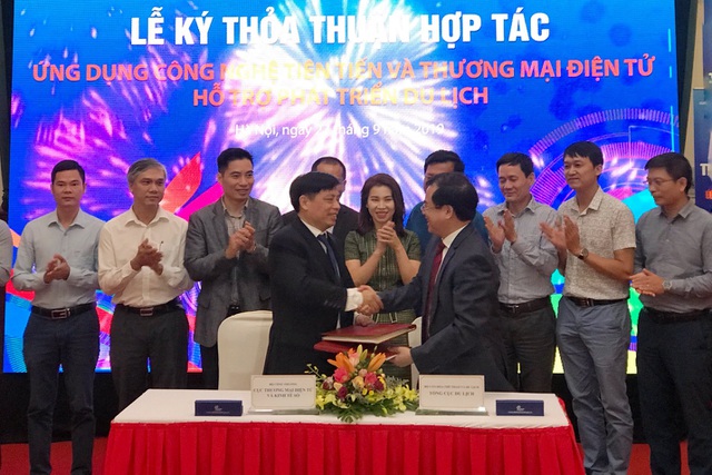 Ứng dụng công nghệ tiên tiến và thương mại điện tử trong phát triển Du lịch - 2 Ứng dụng công nghệ tiên tiến và thương mại điện tử trong phát triển Du lịch - 2