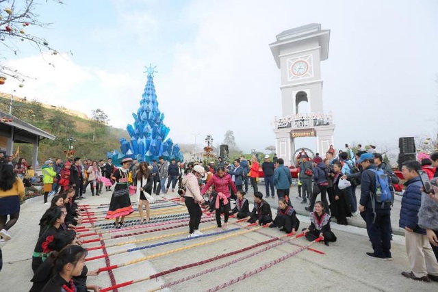 Nhanh chân tới “Xứ sở pha lê - thiên đường tuyết rơi” kẻo hết mùa đông - 6 Nhanh chân tới “Xứ sở pha lê - thiên đường tuyết rơi” kẻo hết mùa đông - 6