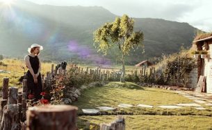 Giới trẻ Ninh Thuận “sống ảo” ở khu dã ngoại đẹp như phim trường