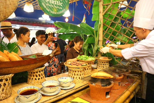 Lần đầu tiên tổ chức chợ ẩm thực di sản Hội An - 5