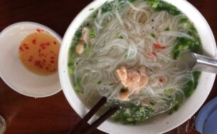 Độc lạ, món ăn bún quậy Phú Quốc