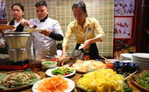 Lần đầu tiên tổ chức chợ ẩm thực di sản Hội An