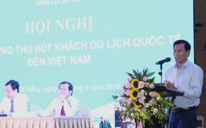Nỗ lực tìm giải pháp thu hút khách quốc tế đến Việt Nam