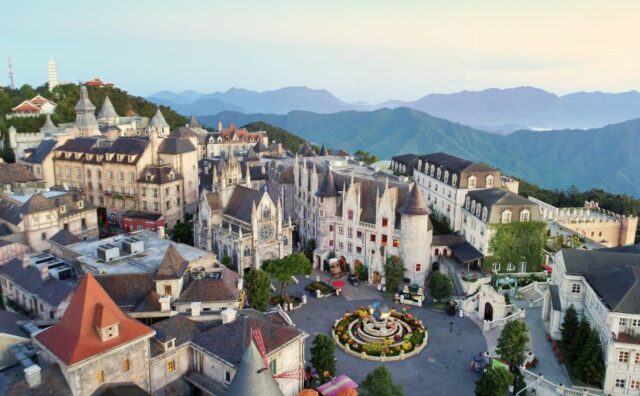 Đắm chìm trong không gian lãng mạn của “Khách sạn sang trọng hàng đầu châu Á cho kỳ nghỉ trăng mật”
