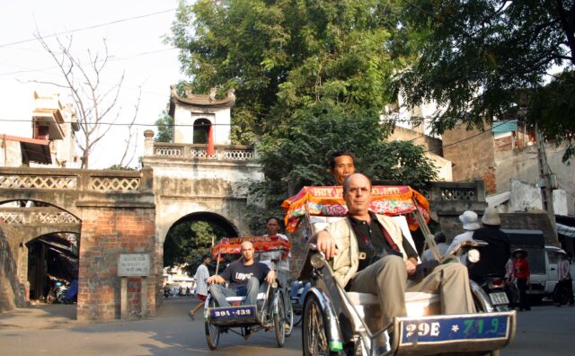 Khách quốc tế đến Việt Nam 5 tháng đầu năm giảm mạnh