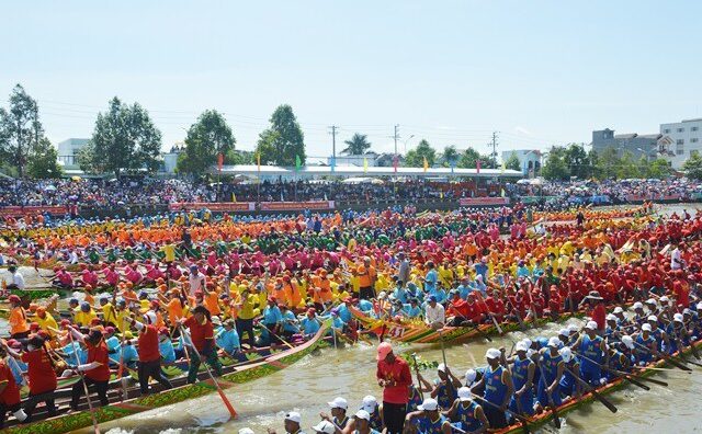 Sóc Trăng tổ chức lễ hội “Oóc Om Bóc – Đua ghe Ngo” năm 2019