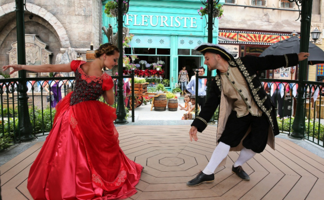 Đến Bà Nà Hills tận hưởng nhịp sống Pháp