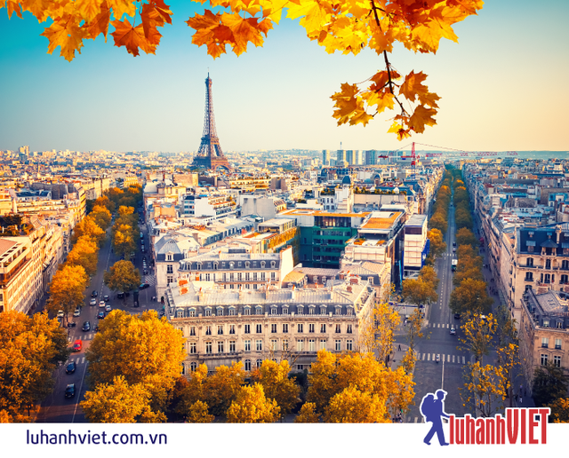 Nghỉ lễ 2/9, nhiều tour không tăng giá, dịch vụ không đổi - 3 Đại lộ Champs-Élysées thay áo mới thu sang thật nồng nàn