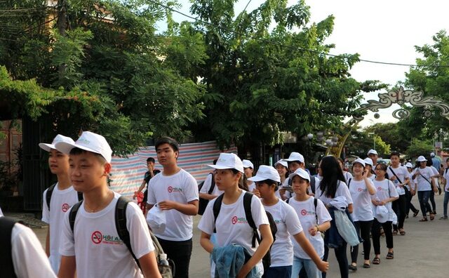 Bạn trẻ Hội An xây dựng “Thành phố du lịch không khói thuốc lá”