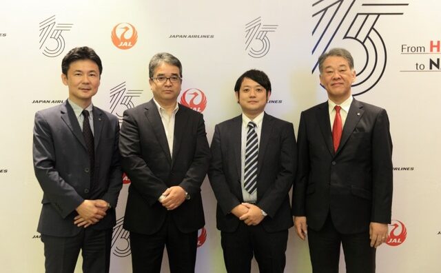 Japan Airlines kỉ niệm 15 năm mở đường bay Hà Nội – Narita